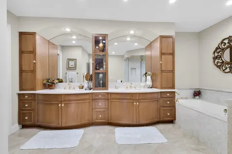 222 Legendary Circle Palm Beach Gardens FL 33418