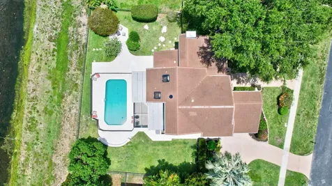 6851 Giralda Circle Boca Raton FL 33433