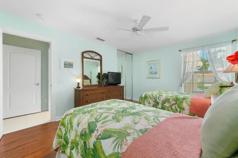 1056 Sw Balmoral Trace Stuart FL 34997