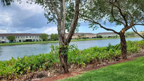 2367 Se 19th Street Homestead FL 33035