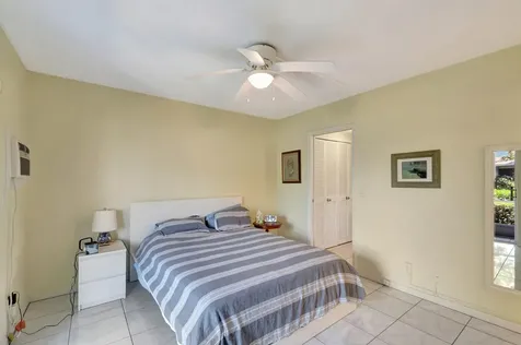 210 Horizons Boynton Beach FL 33435
