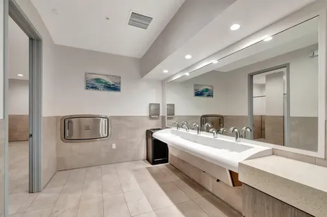 210 Horizons Boynton Beach FL 33435