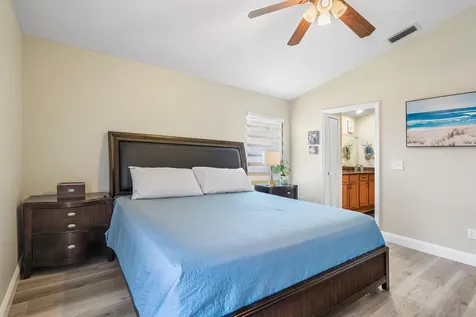 10560 Plainview Circle Boca Raton FL 33498