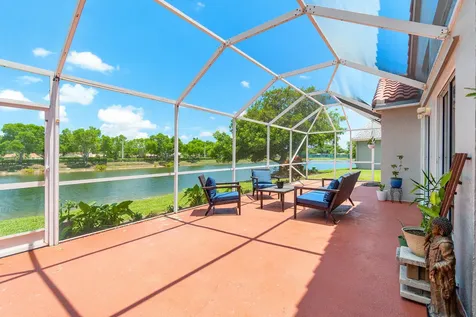 10560 Plainview Circle Boca Raton FL 33498