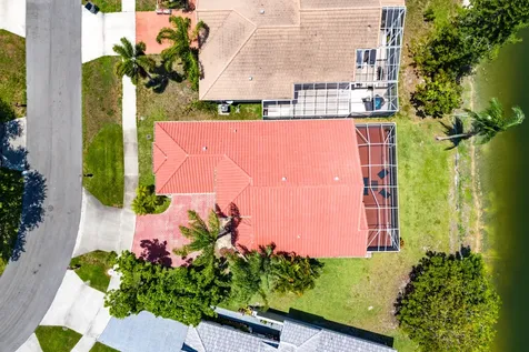10560 Plainview Circle Boca Raton FL 33498