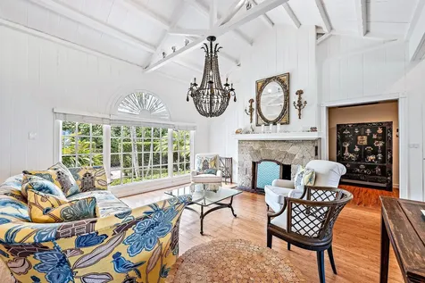 5 N Beach Road Jupiter Island FL 33455