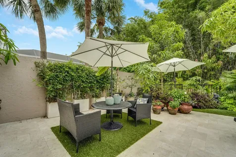 10434 Buena Ventura Drive Boca Raton FL 33498