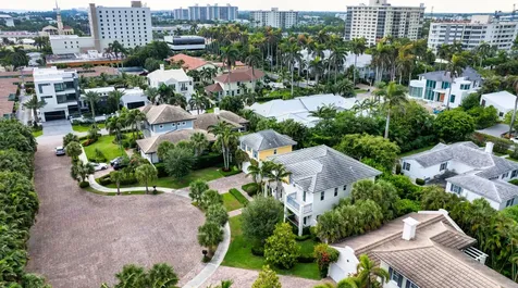 110 Sea Lane Delray Beach FL 33483