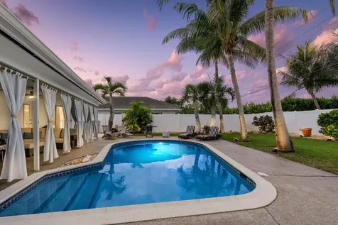 1151 Sw 12th Avenue Boca Raton FL 33486