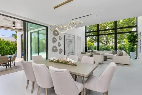 98 Ne Spanish Trail Boca Raton FL 33432