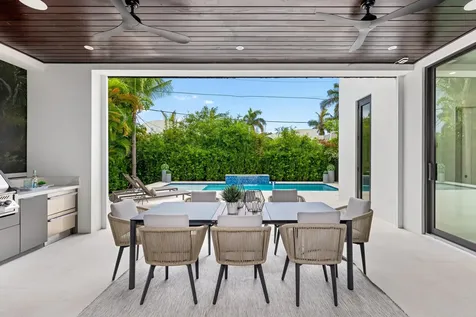 98 Ne Spanish Trail Boca Raton FL 33432