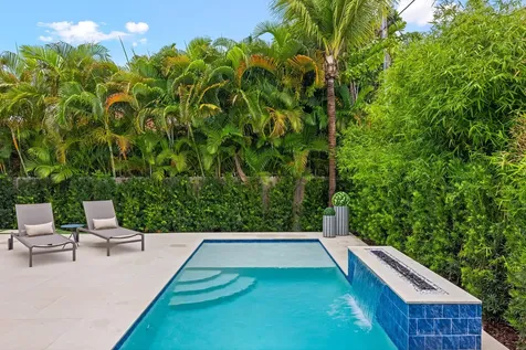 98 Ne Spanish Trail Boca Raton FL 33432