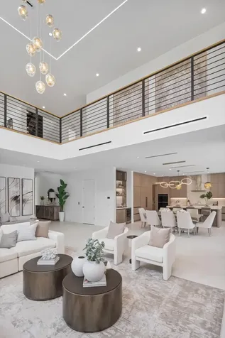 98 Ne Spanish Trail Boca Raton FL 33432