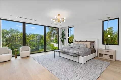 98 Ne Spanish Trail Boca Raton FL 33432