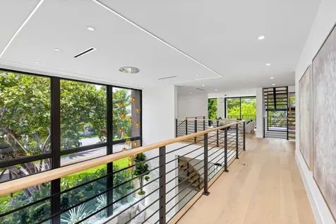 98 Ne Spanish Trail Boca Raton FL 33432