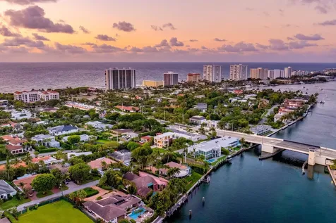 98 Ne Spanish Trail Boca Raton FL 33432