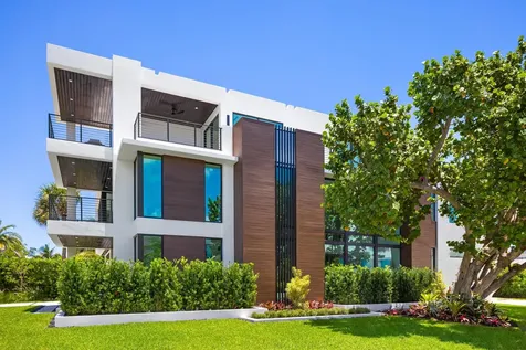 98 Ne Spanish Trail Boca Raton FL 33432