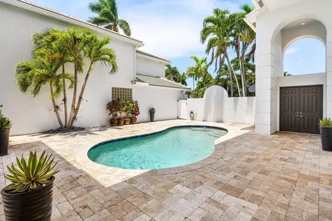 5779 Regency Circle Boca Raton FL 33496