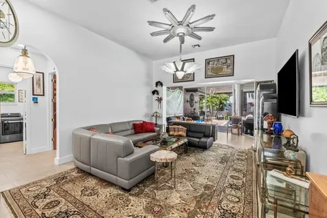 1685 Sw 17th Street Boca Raton FL 33486
