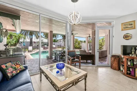 1685 Sw 17th Street Boca Raton FL 33486