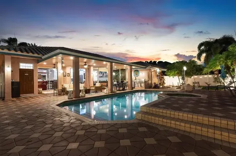 1685 Sw 17th Street Boca Raton FL 33486