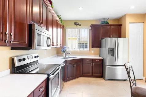 447 Sw Talquin Lane Port Saint Lucie FL 34986