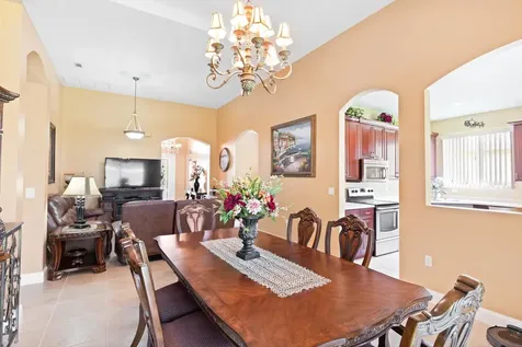447 Sw Talquin Lane Port Saint Lucie FL 34986
