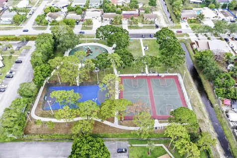 5930 Whispering Pines Way Greenacres FL 33463