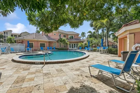 24 Uno Lago Drive Juno Beach FL 33408