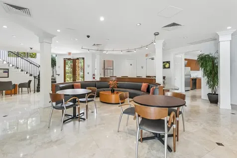 24 Uno Lago Drive Juno Beach FL 33408