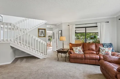 24 Uno Lago Drive Juno Beach FL 33408
