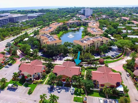 24 Uno Lago Drive Juno Beach FL 33408