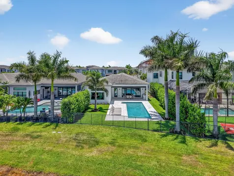9072 Benedetta Place Boca Raton FL 33496