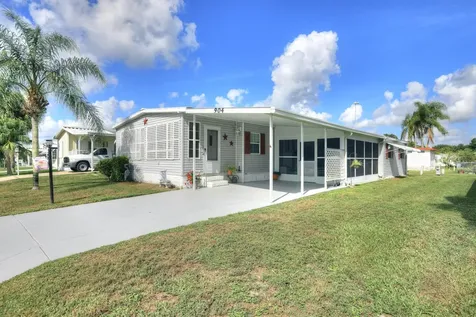 904 Thrush Circle Barefoot Bay FL 32976
