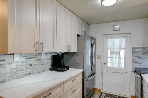 904 Thrush Circle Barefoot Bay FL 32976