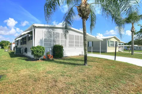 904 Thrush Circle Barefoot Bay FL 32976