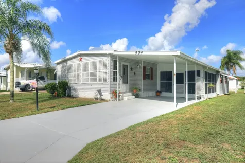 904 Thrush Circle Barefoot Bay FL 32976