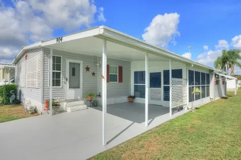 904 Thrush Circle Barefoot Bay FL 32976