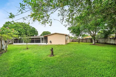 8330 Nw 23rd Street Pembroke Pines FL 33024