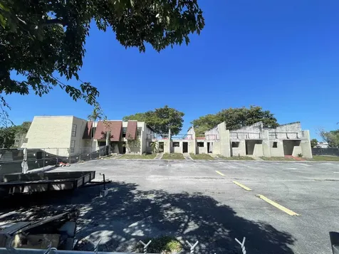 8921 Palm Tree Lane Pembroke Pines FL 33024