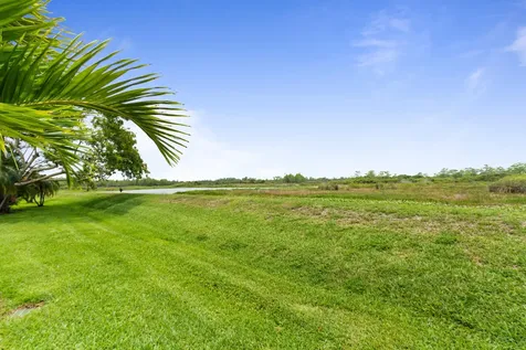 1302 Mahogany Place Palm Beach Gardens FL 33418