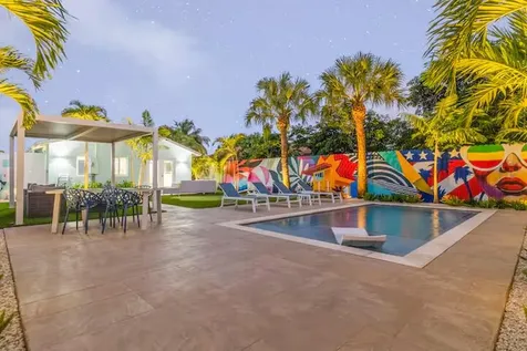 322 NW 4th Avenue Delray Beach FL 33444