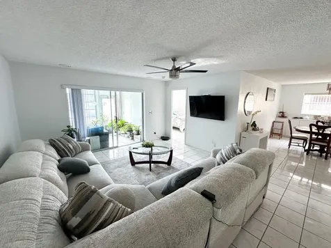 106 Lake Helen Drive West Palm Beach FL 33411