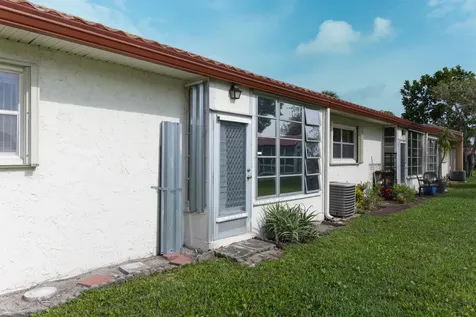 106 Lake Helen Drive West Palm Beach FL 33411