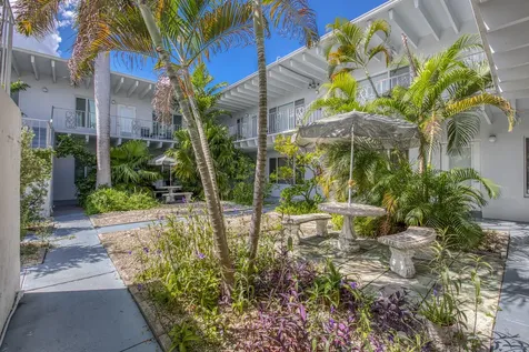 1520 Lake Avenue Lake Worth Beach FL 33460