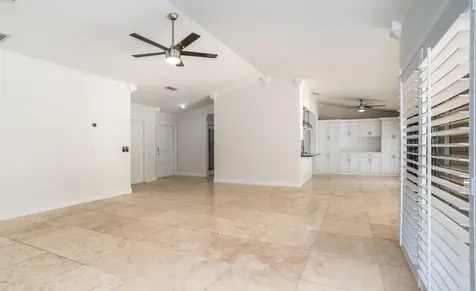 2711 Nw 26th Circle Boca Raton FL 33431