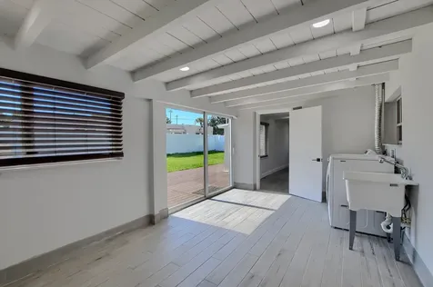 126 Nw 3rd Court Boca Raton FL 33432