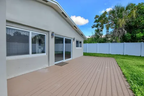 126 Nw 3rd Court Boca Raton FL 33432