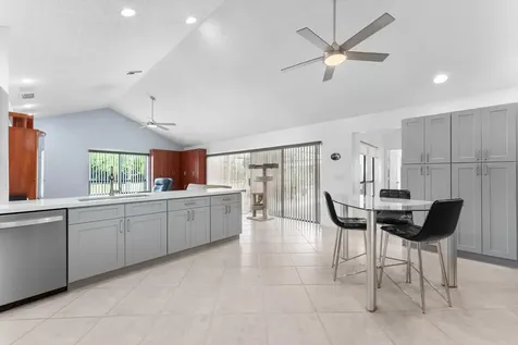 3099 Nw 28th Terrace Boca Raton FL 33434