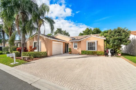 156 Caribe Court Greenacres FL 33413